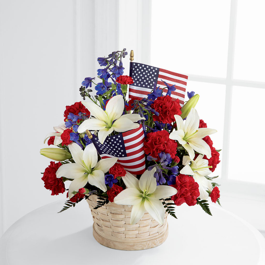 American Glory Bouquet – TAYLOR'S MERCANTILE, Sewanee TN