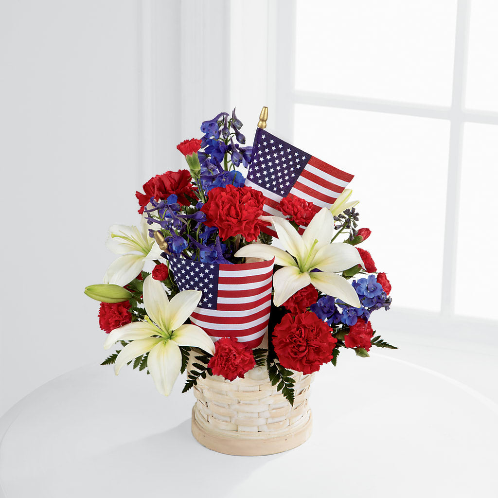 American Glory Bouquet – TAYLOR'S MERCANTILE, Sewanee TN