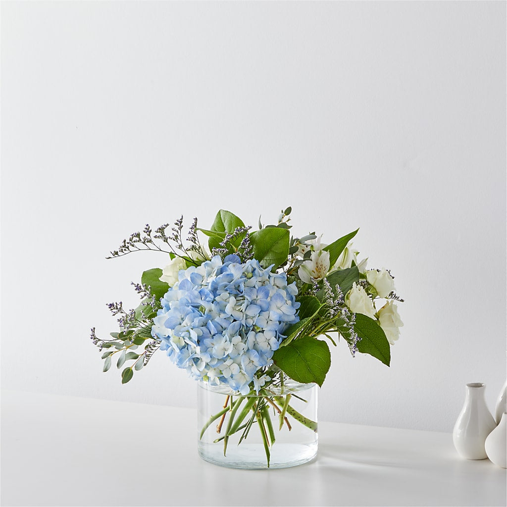 Coastal Blossom Bouquet – TAYLOR'S MERCANTILE, Sewanee TN