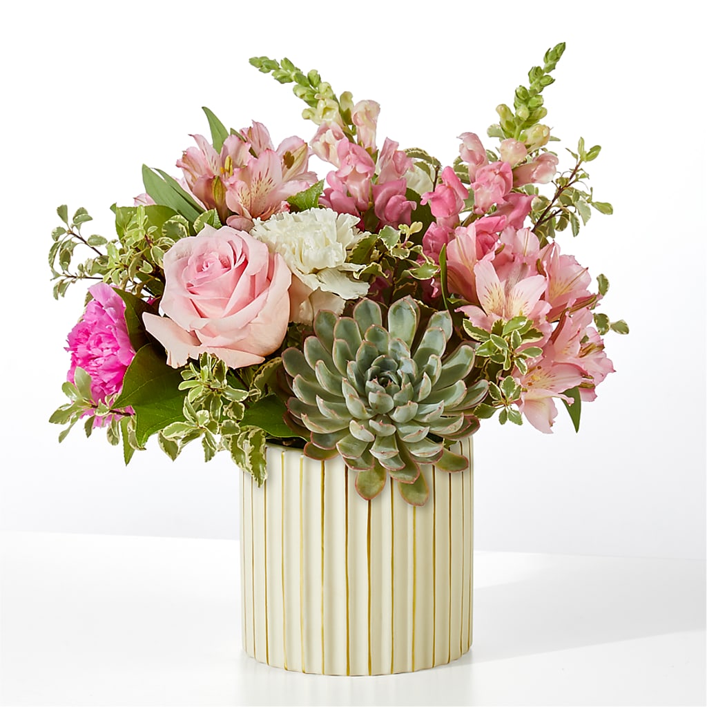 Magenta Musings Bouquet – TAYLOR'S MERCANTILE, Sewanee TN
