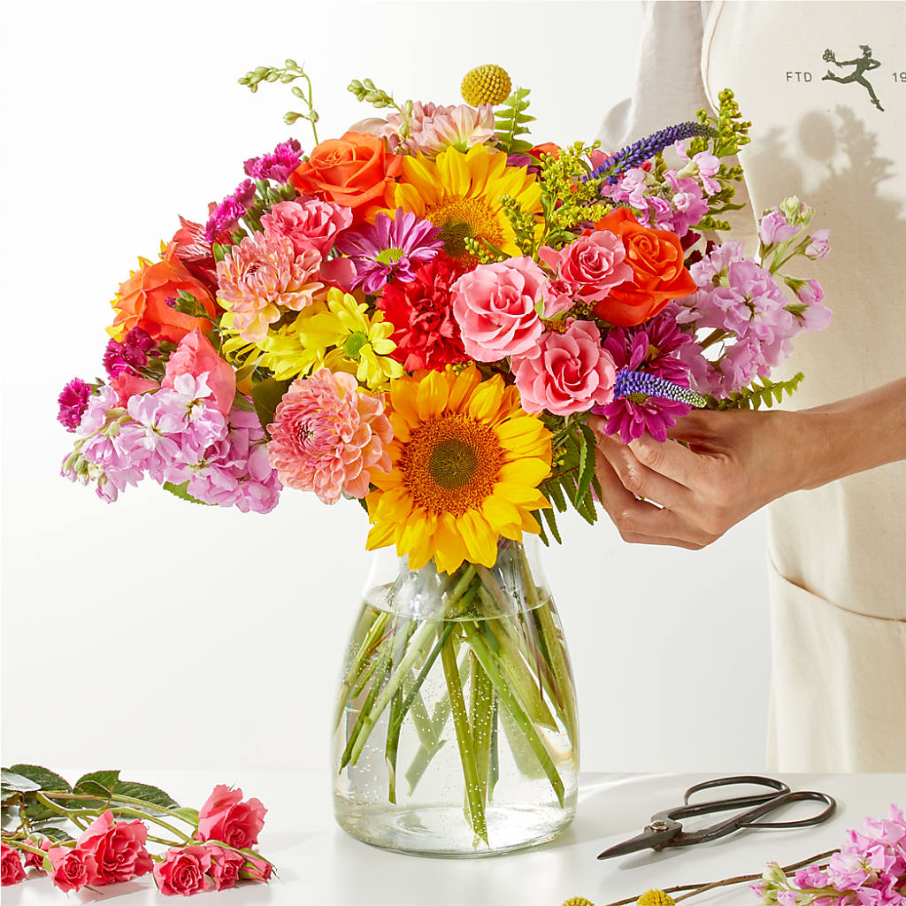 Cue the Confetti - A Florist Original – TAYLOR'S MERCANTILE, Sewanee TN