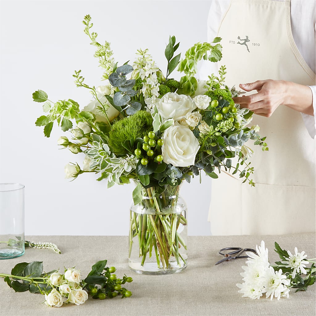 Irish Garden - A Florist Original – TAYLOR'S MERCANTILE, Sewanee TN