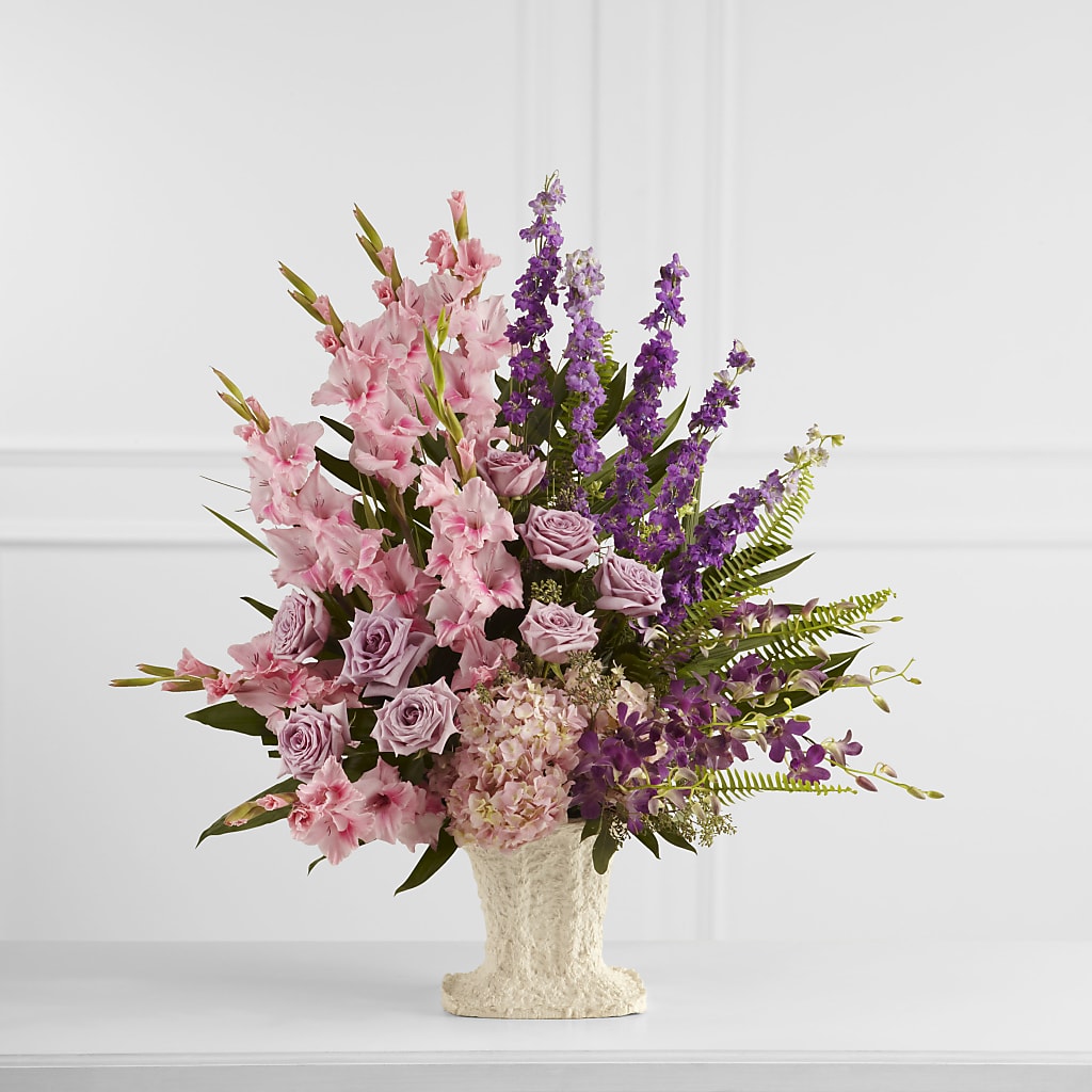 Flowing Garden Arrangement – TAYLOR'S MERCANTILE, Sewanee TN