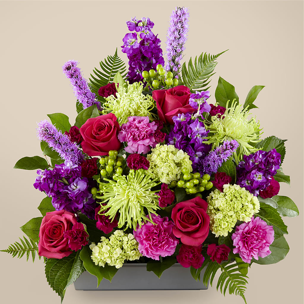 Warm Embrace Arrangement – TAYLOR'S MERCANTILE, Sewanee TN