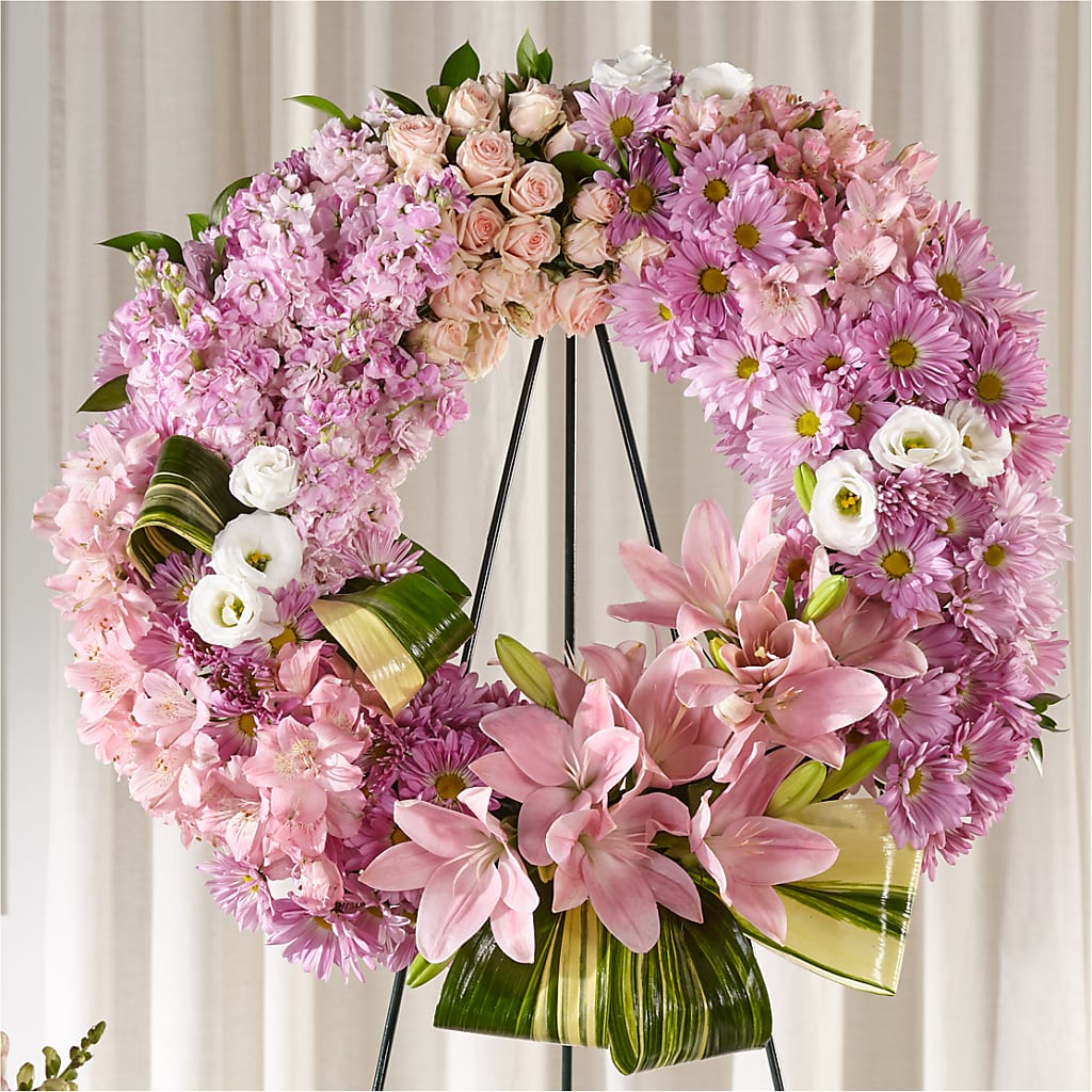Gift of Warmth Wreath – TAYLOR'S MERCANTILE, Sewanee TN
