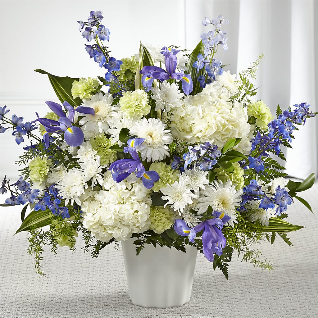 Soft Serenity Floor Basket – TAYLOR'S MERCANTILE, Sewanee TN