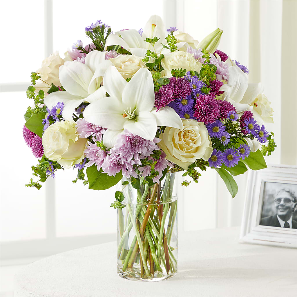 Wishing Peace Bouquet – TAYLOR'S MERCANTILE, Sewanee TN