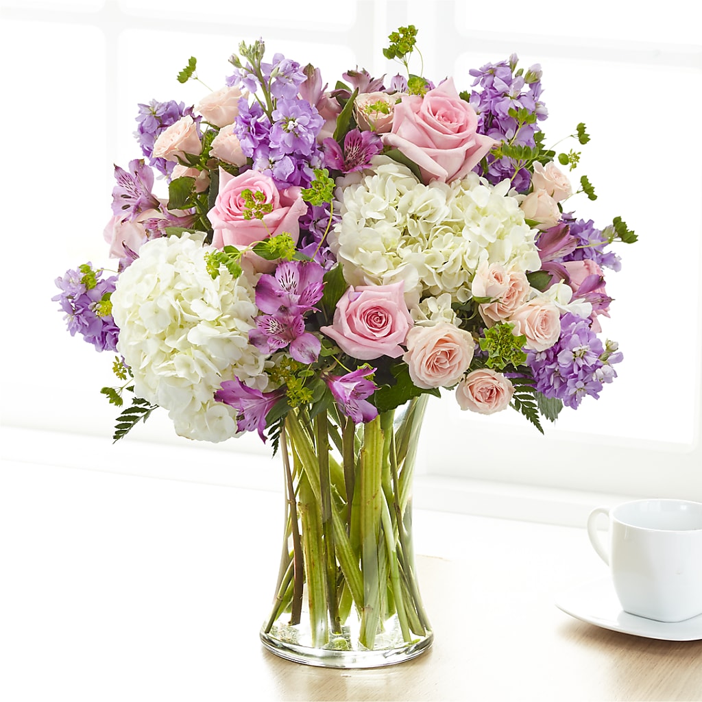 Shared Sentiment Bouquet – TAYLOR'S MERCANTILE, Sewanee TN
