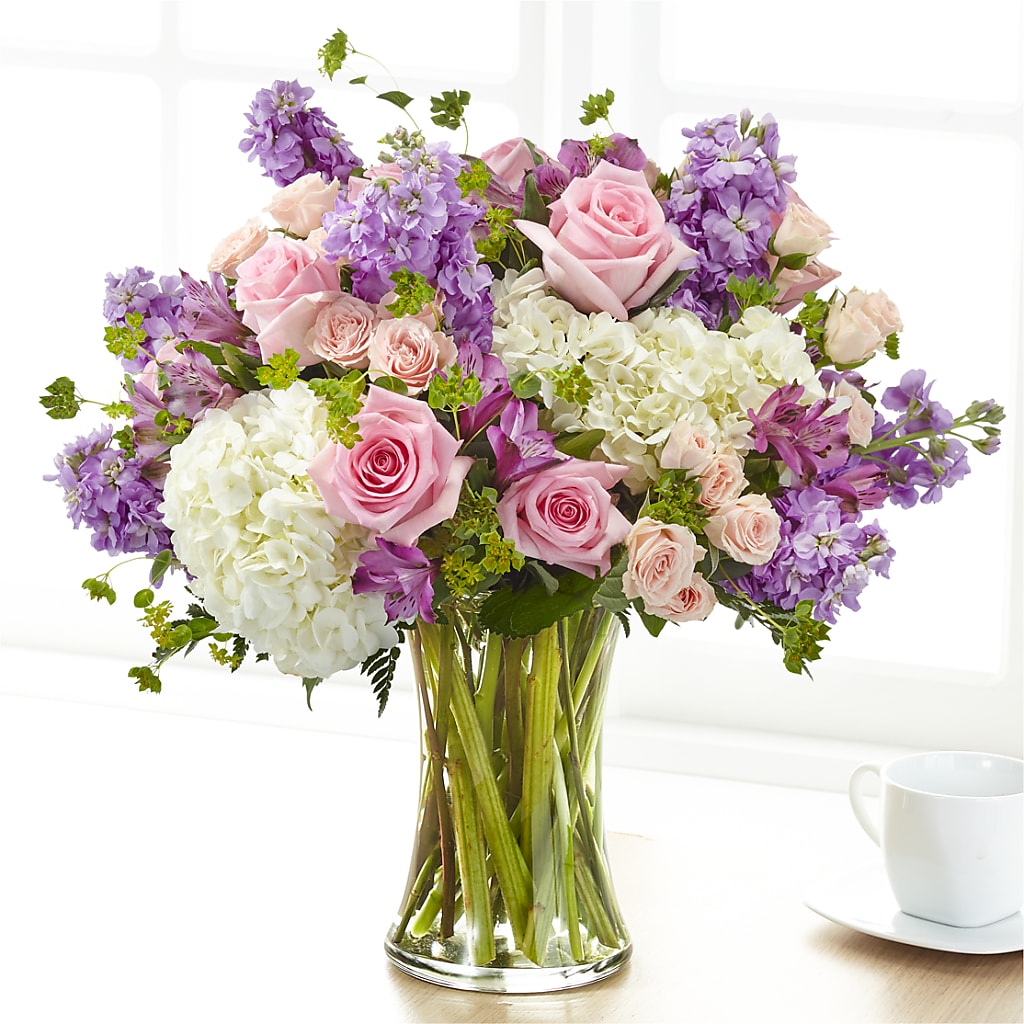 Shared Sentiment Bouquet – TAYLOR'S MERCANTILE, Sewanee TN