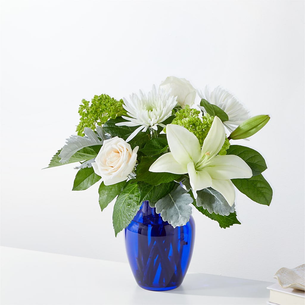 Snowy Dreams Bouquet – TAYLOR'S MERCANTILE, Sewanee TN