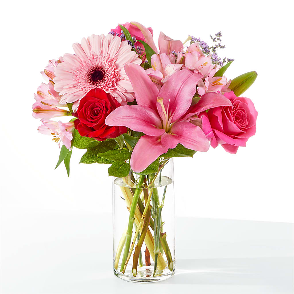 Lots of Love Bouquet – TAYLOR'S MERCANTILE, Sewanee TN