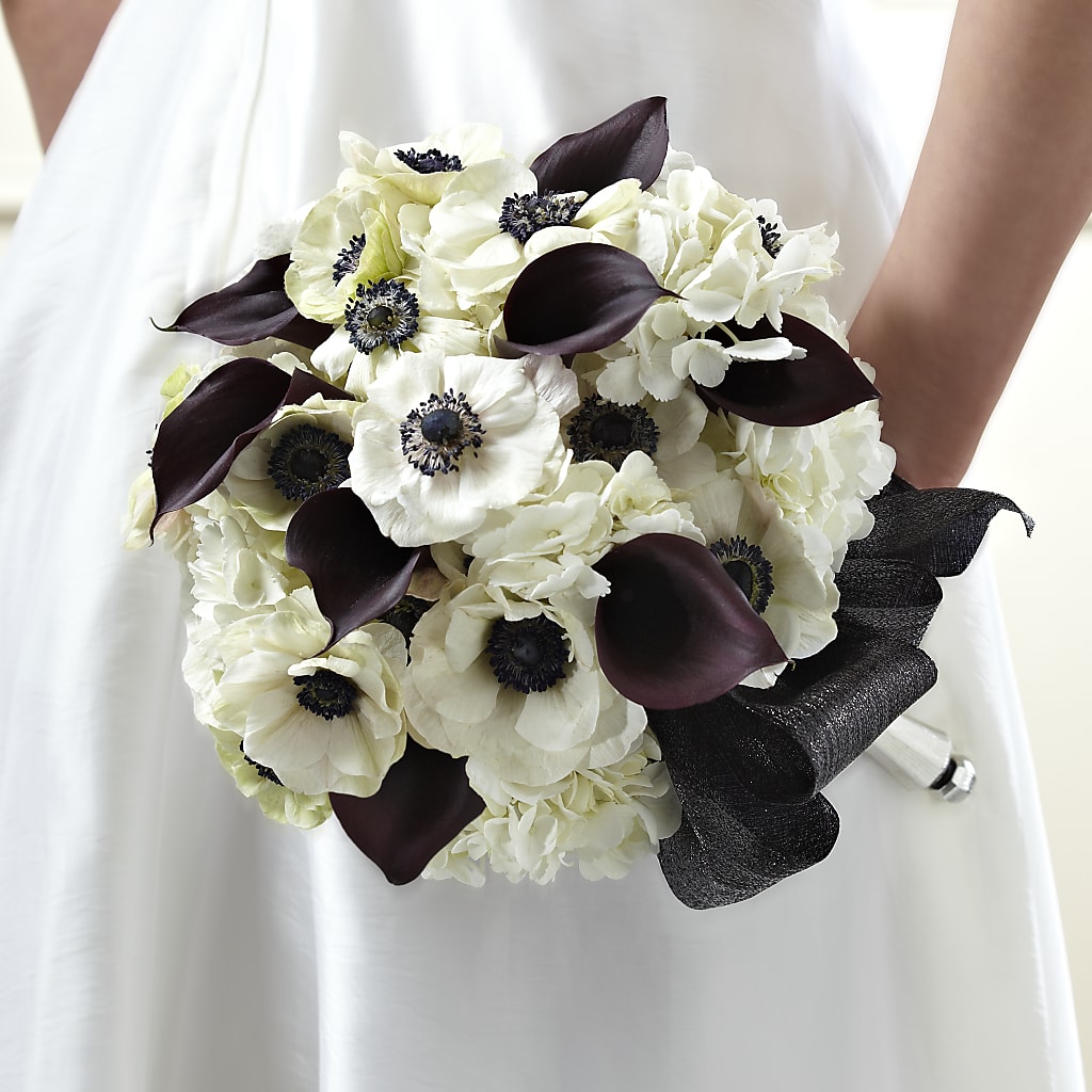 To Have and To Hold Bouquet – TAYLOR'S MERCANTILE, Sewanee TN