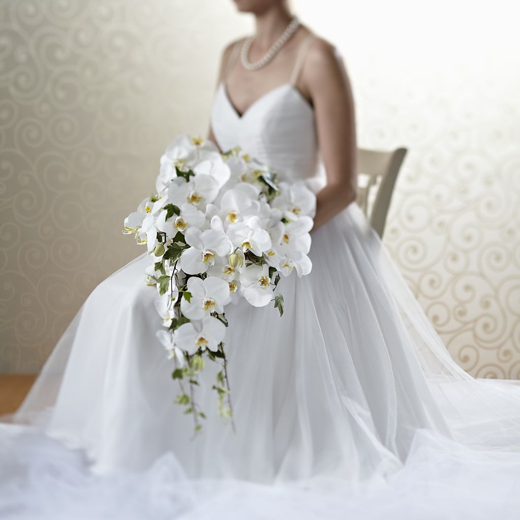 Classic White Bouquet – TAYLOR'S MERCANTILE, Sewanee TN