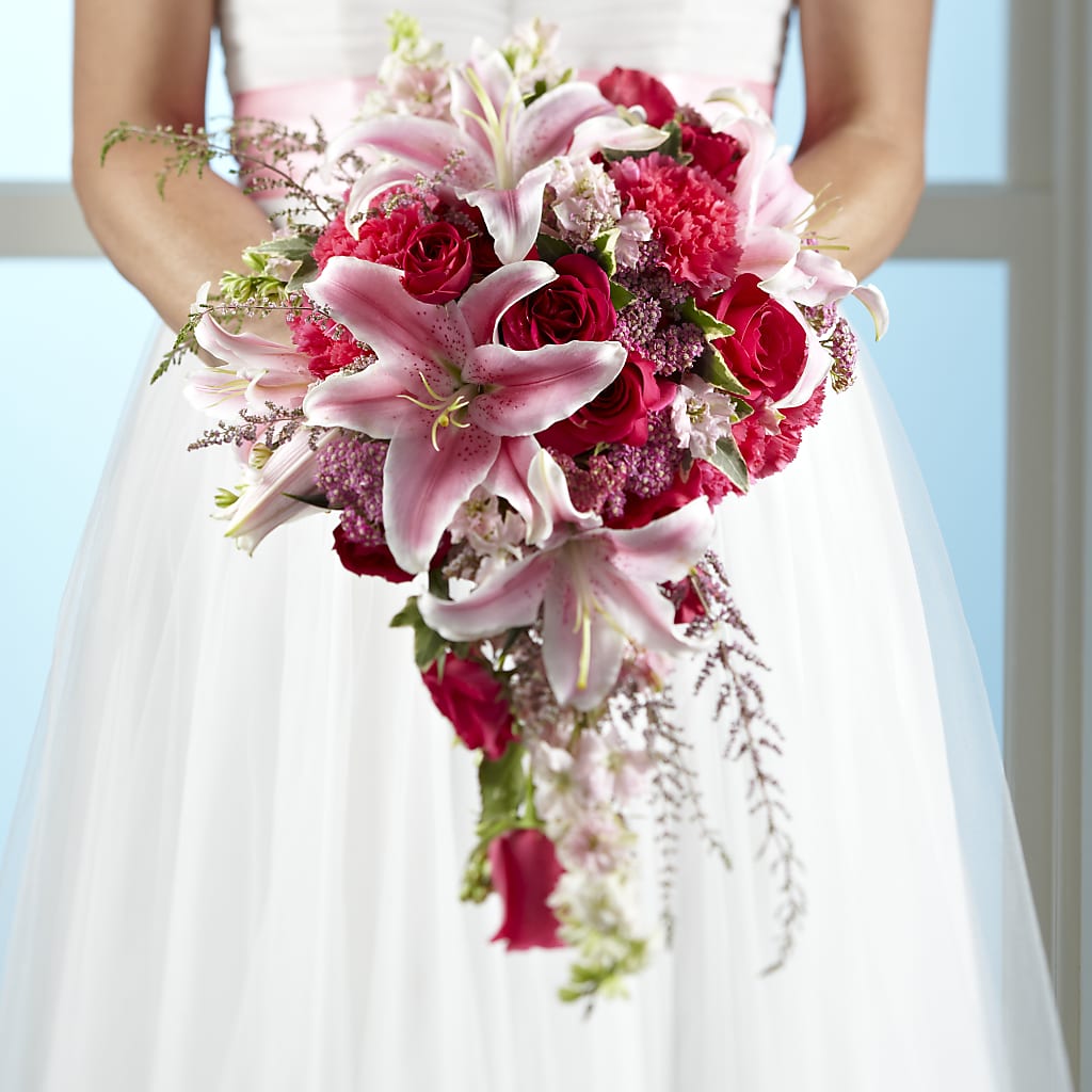 Lily & Rose Bouquet – TAYLOR'S MERCANTILE, Sewanee TN