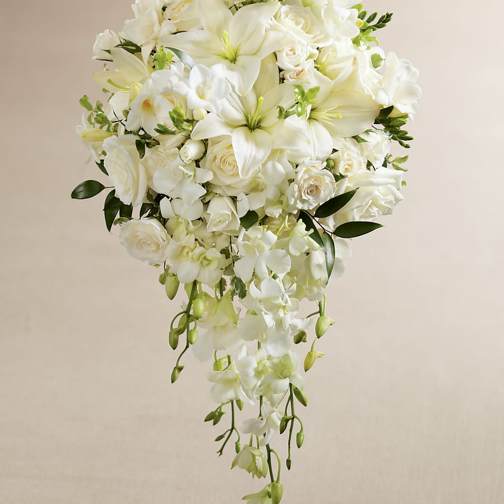 White Wonders Bouquet – TAYLOR'S MERCANTILE, Sewanee TN