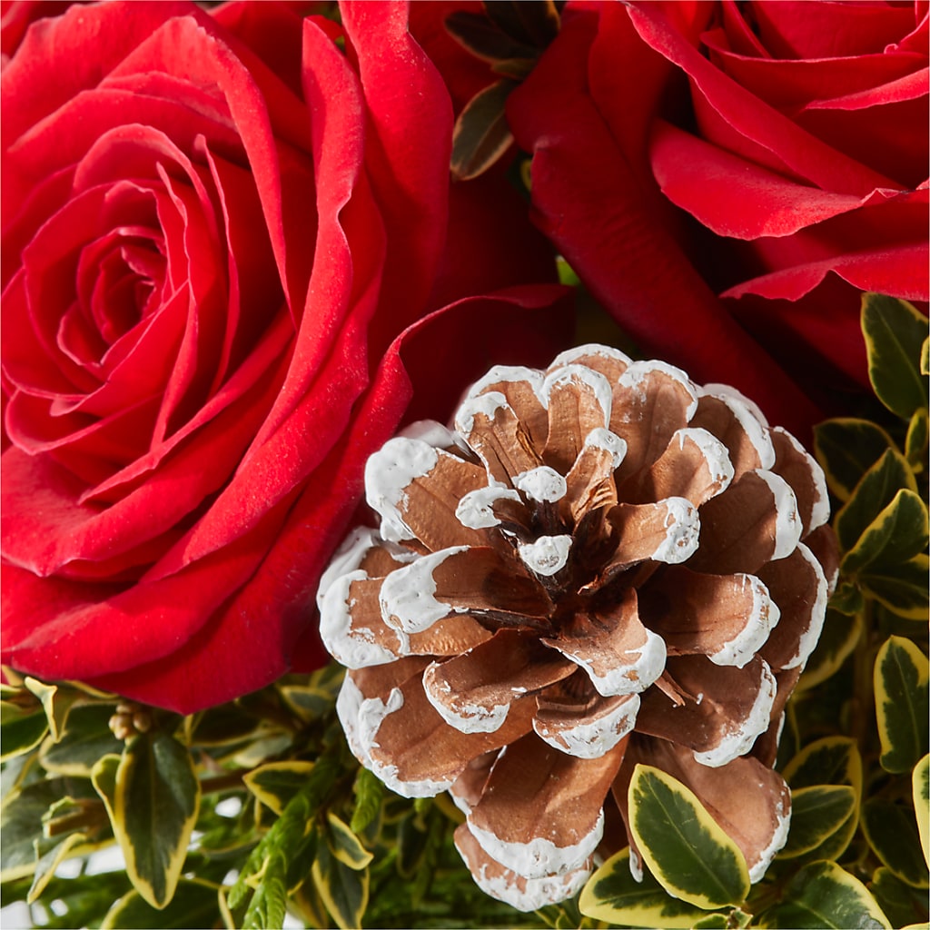 Snowy Wonderland Bouquet – TAYLOR'S MERCANTILE, Sewanee TN