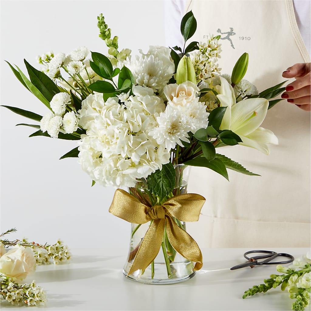 New Beginnings – A Florist Original – TAYLOR'S MERCANTILE, Sewanee TN