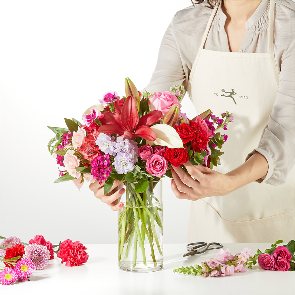 Swooning Over You - A Luxury Florist Original – TAYLOR'S MERCANTILE, Sewanee TN