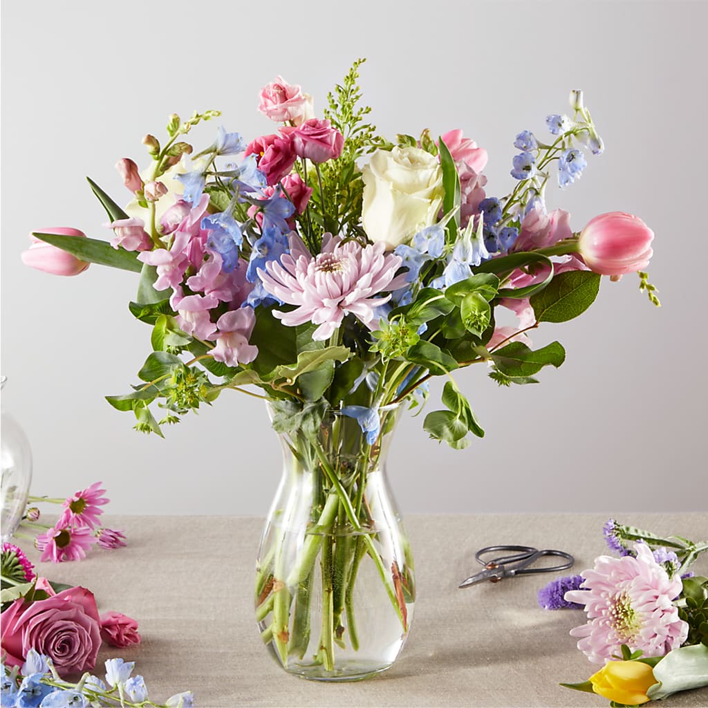 Pastel Tradition - A Florist Original – TAYLOR'S MERCANTILE, Sewanee TN