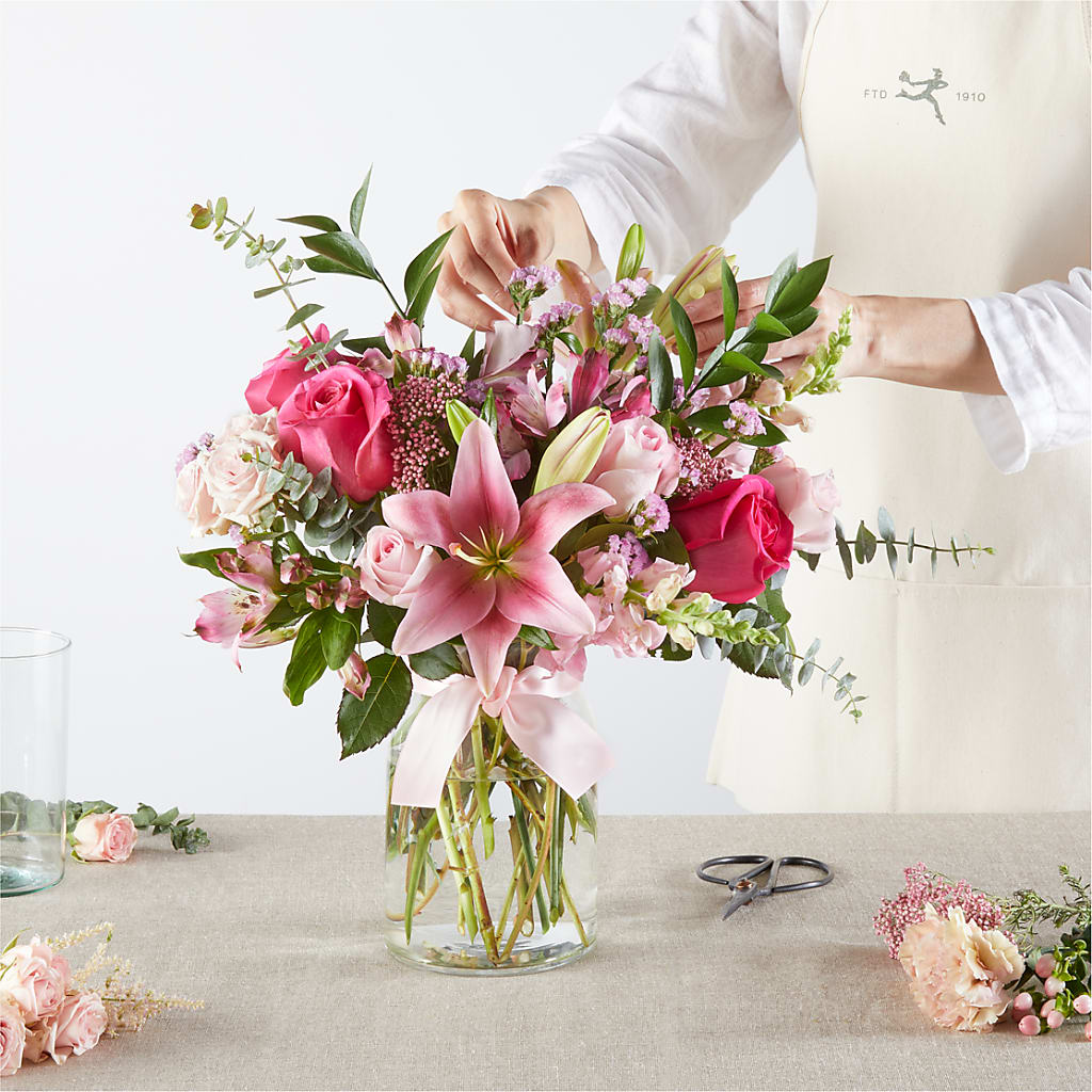 Pink Ribbon - A Florist Original – TAYLOR'S MERCANTILE, Sewanee TN