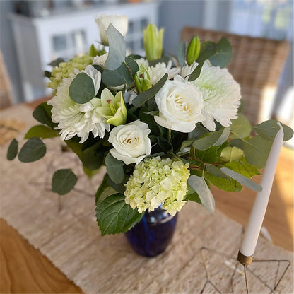Snowy Dreams Bouquet – TAYLOR'S MERCANTILE, Sewanee TN