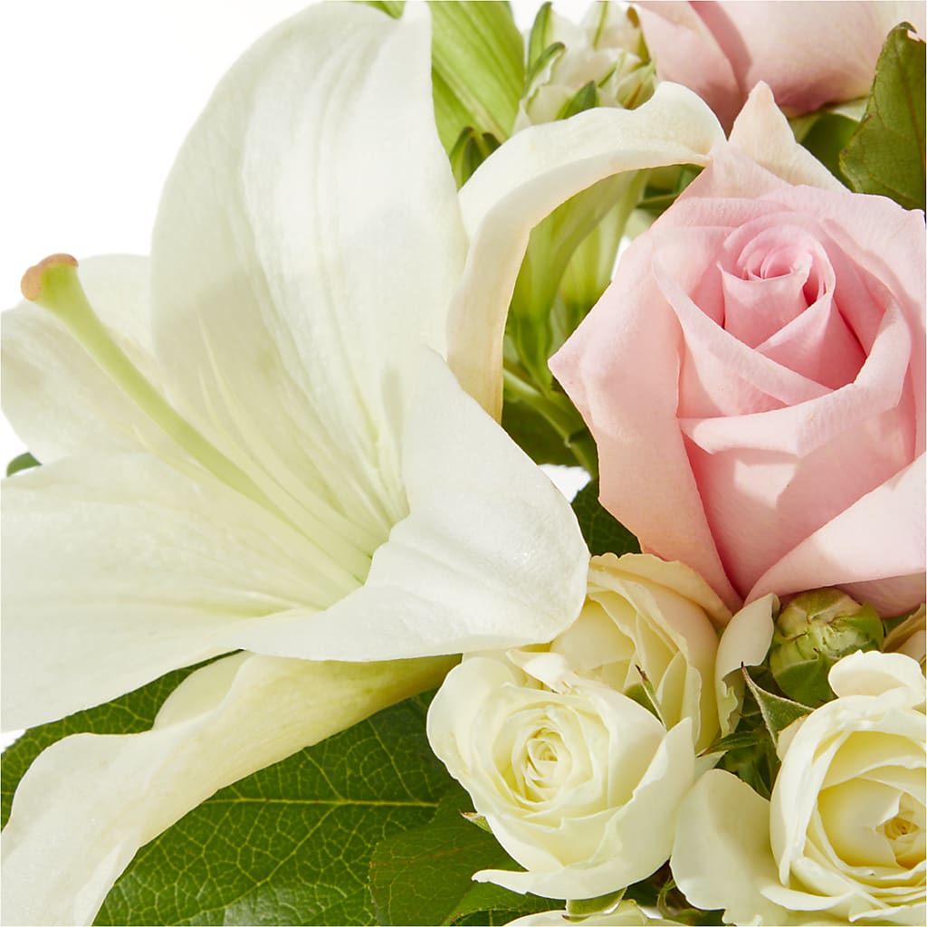 Kindhearted Bouquet – TAYLOR'S MERCANTILE, Sewanee TN