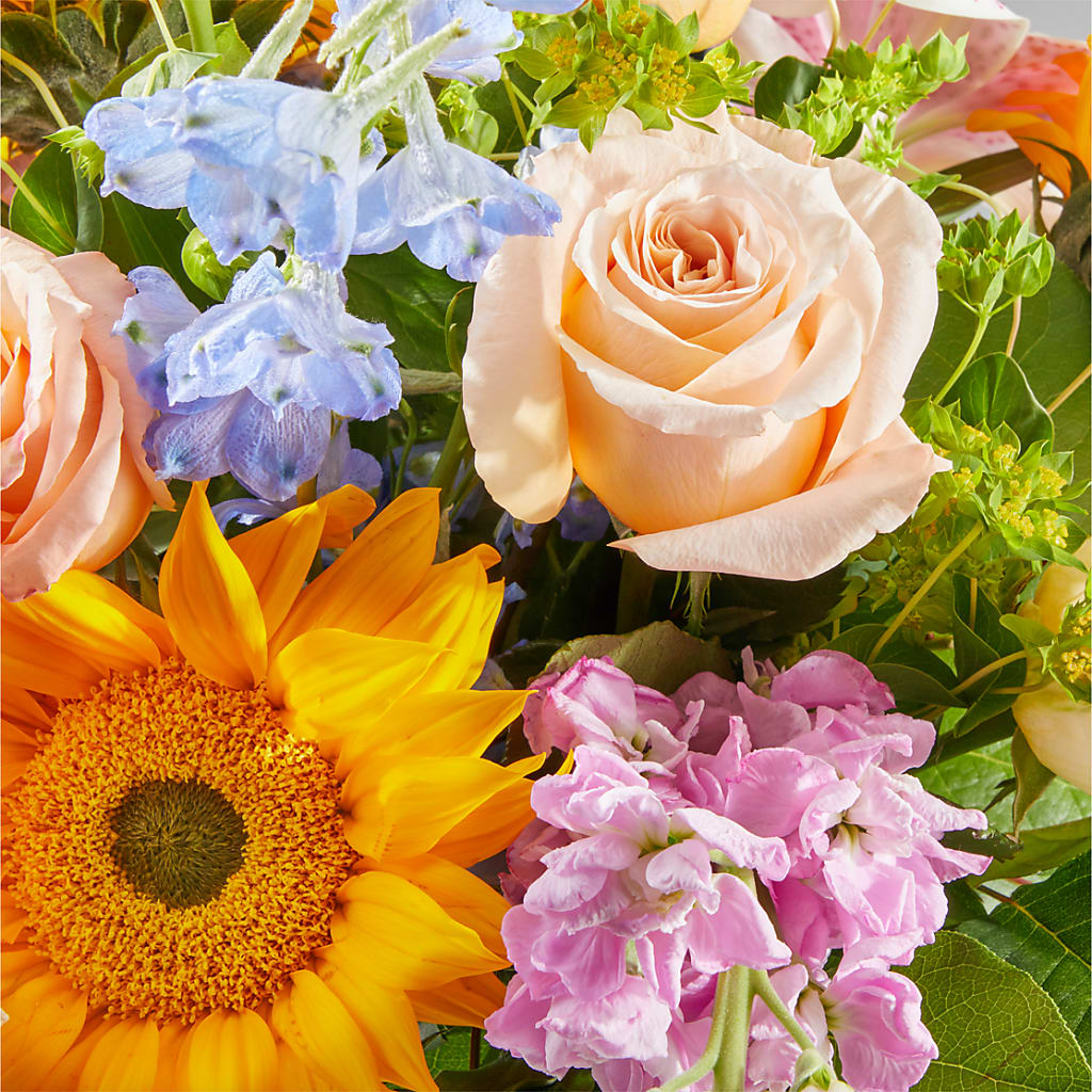 Dreamy Meadows Bouquet – TAYLOR'S MERCANTILE, Sewanee TN