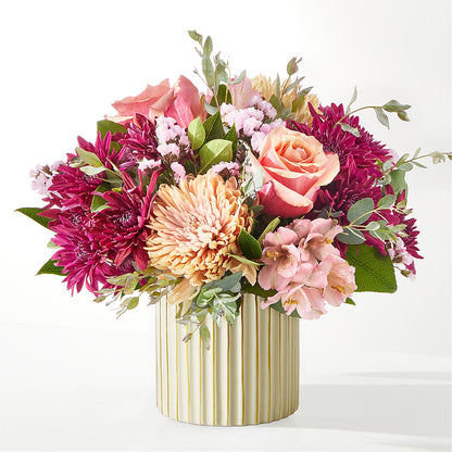 Berry Cobbler Bouquet with Ivory Vase – TAYLOR'S MERCANTILE, Sewanee TN