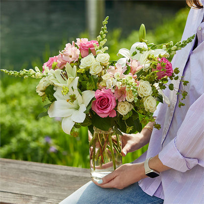 Fondly Bouquet – TAYLOR'S MERCANTILE, Sewanee TN