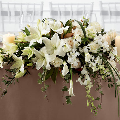 White Linen Arrangement – TAYLOR'S MERCANTILE, Sewanee TN