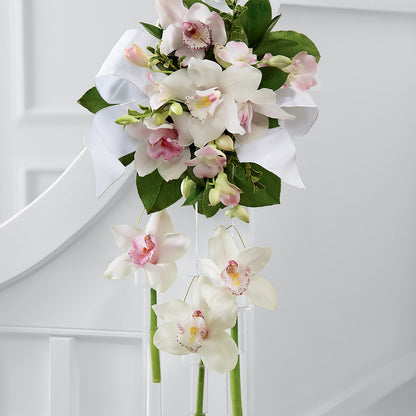Perfect Entrance Pew Arrangement – TAYLOR'S MERCANTILE, Sewanee TN