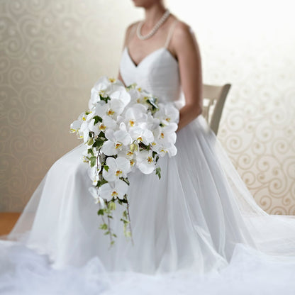 Classic White Bouquet – TAYLOR'S MERCANTILE, Sewanee TN