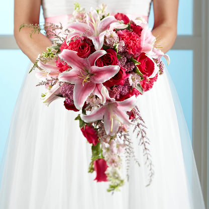Lily & Rose Bouquet – TAYLOR'S MERCANTILE, Sewanee TN